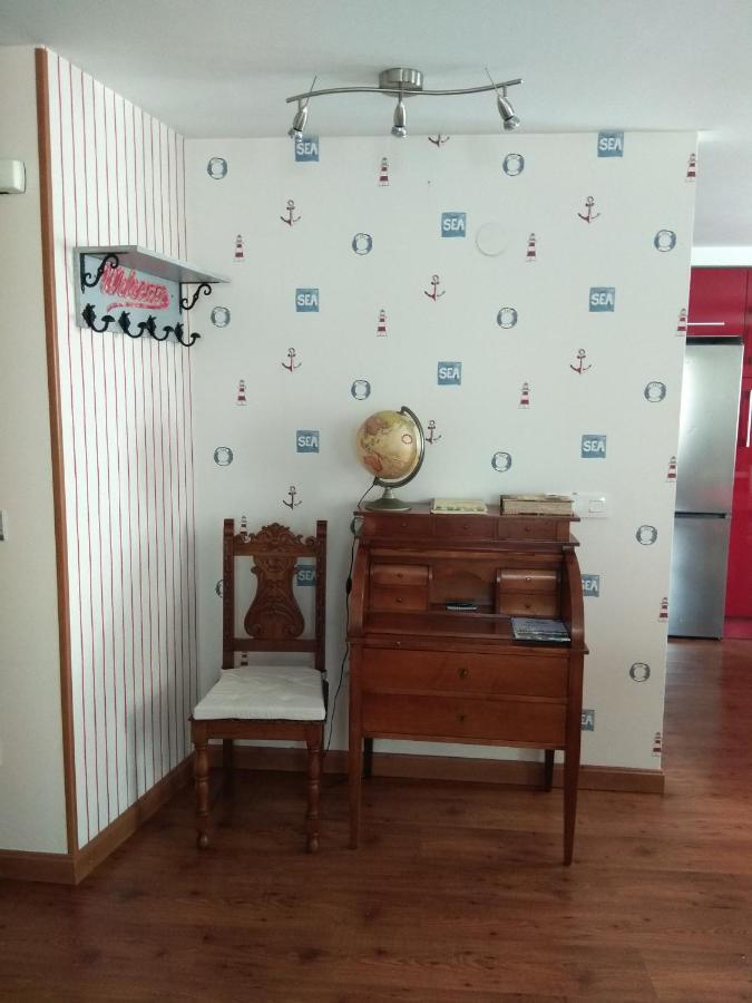 Apartamento Cine Colon Ribadeo Exterior photo