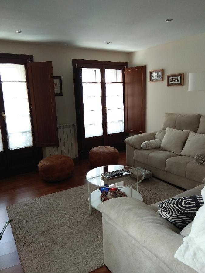 Apartamento Cine Colon Ribadeo Exterior photo